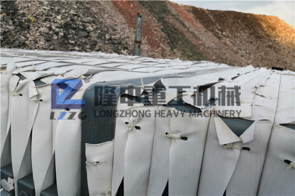 污泥壓濾機(jī)種類多，全套設(shè)備有哪些？