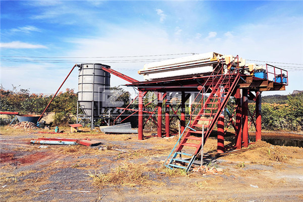 尾砂回收成細(xì)砂需要污泥壓濾機(jī)，隆中設(shè)備價格如何