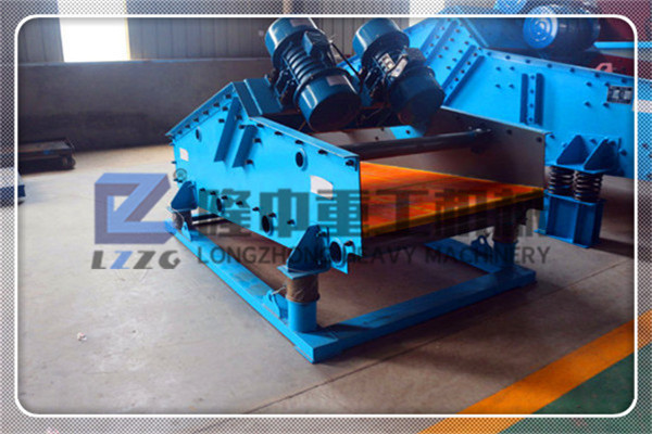 脫水污泥振動(dòng)脫水篩設(shè)備火力全開，助力尾砂污泥再利用