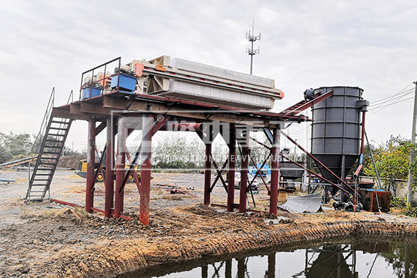 基建離不開砂石 隆中洗石制砂設(shè)備污泥壓濾機(jī)